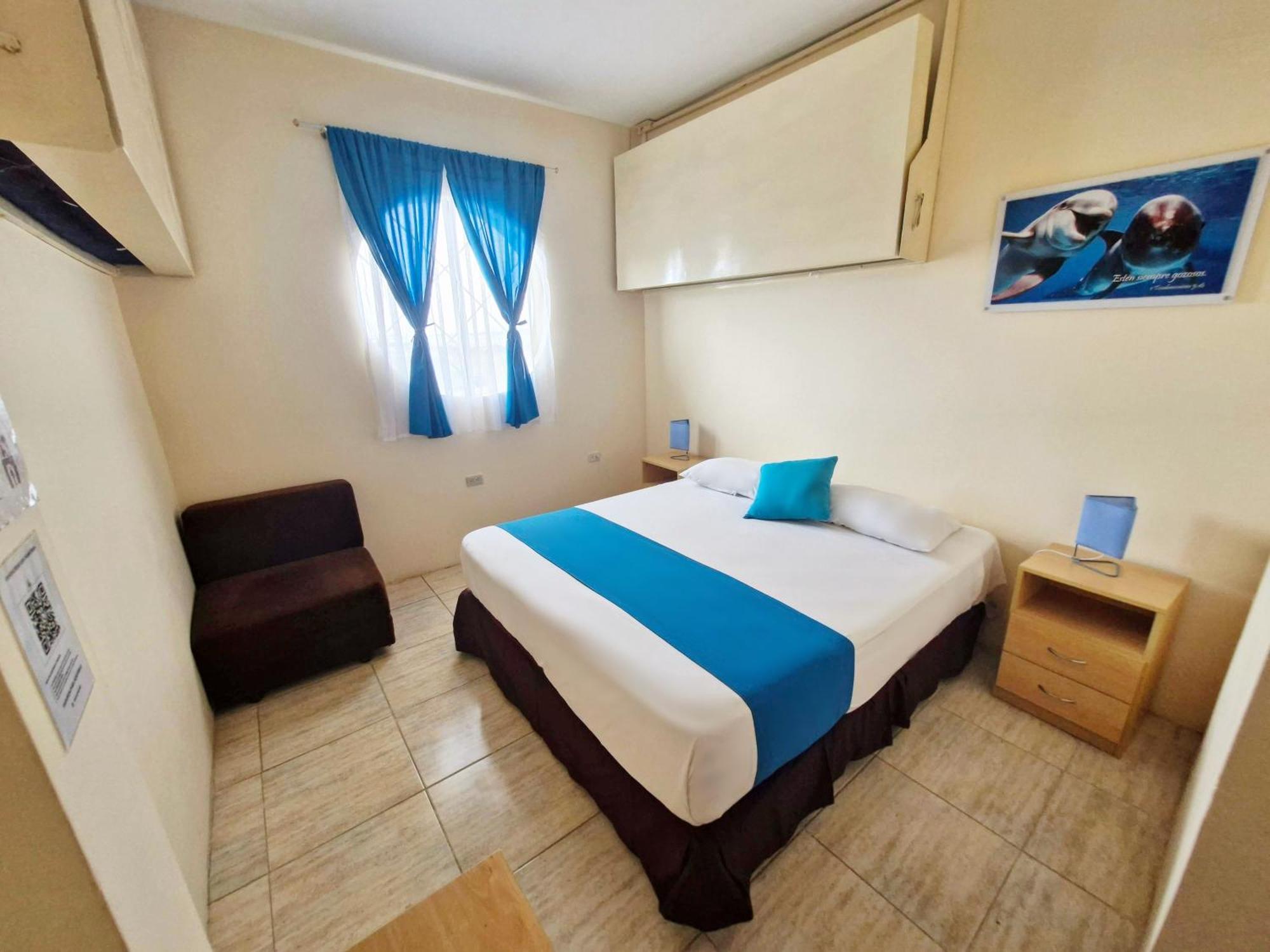 Hotel Crucero Cojimíes Buitenkant foto